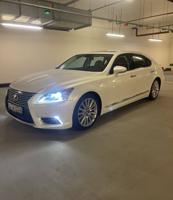 إعلان عن لكزس LS 460 لارج