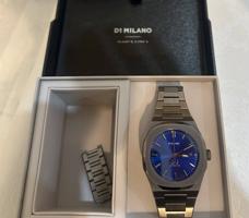 إعلان عن ساعة للبيع