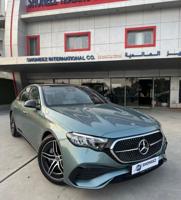 إعلان عن Mercedes Benz E200
