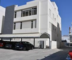 إعلان عن شقة فاخره "طابق كامل" للإيجار في المسايل بمساحة 348 متر / مخصصة للعائ