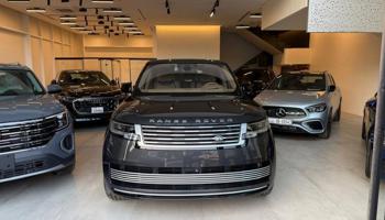 إعلان عن RANGE ROVER SV
