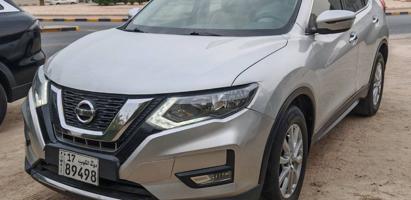 إعلان عن نيسان اكس تريل ٢٠١٩ فضي 4WD ماشي ٩٢ ألف مفحوص