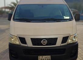 إعلان عن للبيع باص مقفل اتوماتيك نيسان