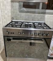 إعلان عن طباخ ٥ عيون الماني ٦٠*٩٠ بحالة جيدة لا توجد به اعطال