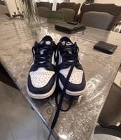 إعلان عن Nike Dunks Lows Navy Blue