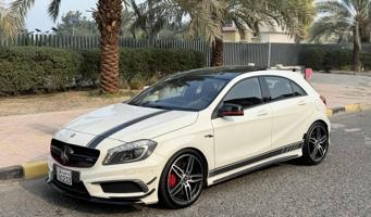 إعلان عن Mercedes A45 amg 63.000km model 2015 original paint full option