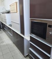 إعلان عن للبيع المطابخ والاستيل