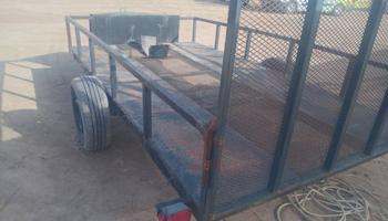 إعلان عن للبيع عربانه بقي سياره او تشيل بإنشين الطول ٣.٥ متر والعرض ٢ متر