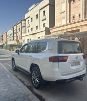 إعلان عن بيعة سريعة