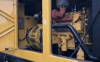 إعلان عن معلم هندي فحص الجميع المولدات الكهربائي فقط بسعر ٢٠دك وتصليح المولدات