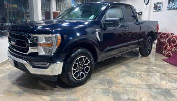 إعلان عن وانيت فورد F150 قمارة ونص موديل 2022 ماشي 23 الف بحالة الوكالة