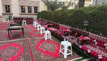 إعلان عن تأجير وكراسي وطاولات وقهوجية وخيمه وزينه تسكير خدمة قهوجية