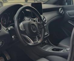 إعلان عن للتواصل واتساب