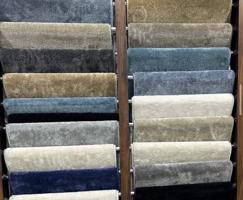 إعلان عن سجاد زل فرش لباد إسفنج