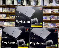 إعلان عن بيع اجهزه البلايستيشن وملحقاتها وكروت الاستور