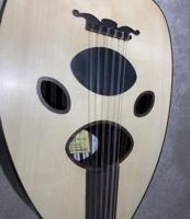 إعلان عن عود للبيع نغم الخليج الظهر خشب الورد الوجه سيسم وعاج  المفاتيح ابانوس