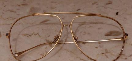 إعلان عن نظاره Dita مطلي ذهب اصليه