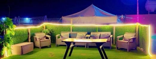 إعلان عن للإيجار مخيم كيلو ١٥