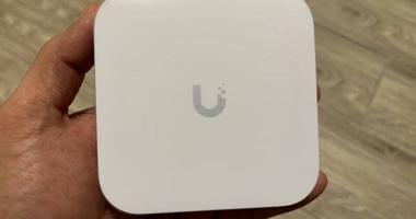 إعلان عن Ubiquiti UXG Lite
