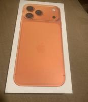 إعلان عن للبيع ايفون 17 برو ماكي