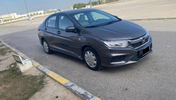 إعلان عن 2019هوندا Honda City