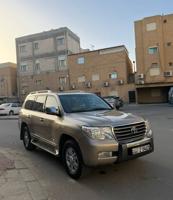 إعلان عن لاند الساير