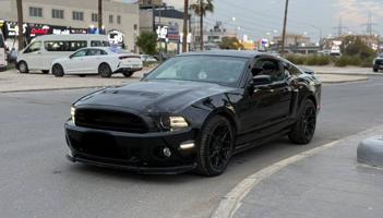 إعلان عن موستنج 2010