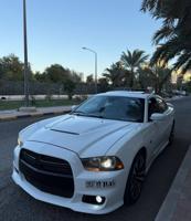 إعلان عن تشارجر SRT 2014