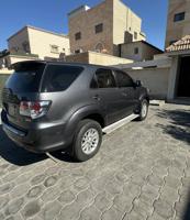 إعلان عن للبيع فورتنر 2015