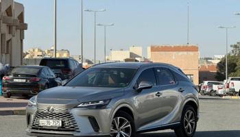 إعلان عن لكزس RX 2025 وارد الوكالة صبغ الوكالة