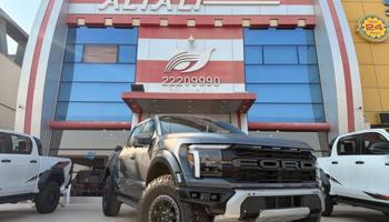 إعلان عن Ford Raptor 37’