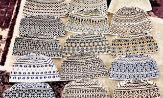 إعلان عن طواقي عمانية