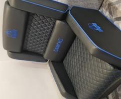 إعلان عن كرسي غنفه للجيم