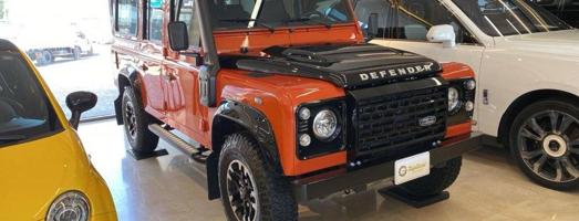 إعلان عن الري بجانب النصر الرياضي توب جير للسيارات