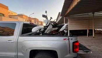 إعلان عن Ktm2012 enduro 690 لوحات مرور مكينه مصكره صينيه يديده ماشي سيرفسين