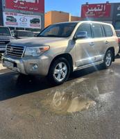 إعلان عن لاند كروزر GXR-V8 موديل 2013 ماشى 376.000 k.m  وارد الساير .