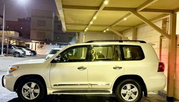 إعلان عن لاند كروزر 2013