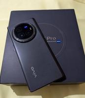 إعلان عن فيفو فولد 3