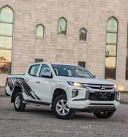 إعلان عن وانيت L200موديل ٢٠٢٠ قير عادي ديزل عداد٩٠الف