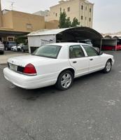 إعلان عن للبيع فورد فكتوريا الحاله جيده جداً