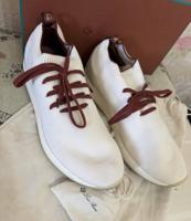 إعلان عن شوز لورو بيانا رجالي