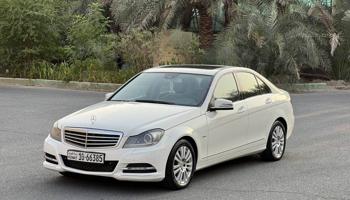 إعلان عن للبيع مرسيدس c200 موديل 2012