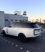 إعلان عن RANGE ROVER V8