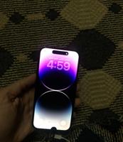 إعلان عن ايفون ١٤ برو للبيع ملاحضه فيه كسر شاشه خفيف وما يبان واجد وكسر خلفيه