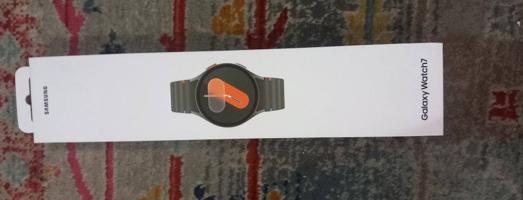 إعلان عن ساعة سامسونج جالكسي ووتش 7 (bluetooth+wifi+GPS+NFC) 40mm شبه جديدة