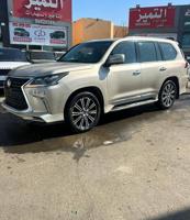 إعلان عن لكزس LX570 درجة اولى  موديل 2017 ماشى 202.000 k.m  وارد الساير.