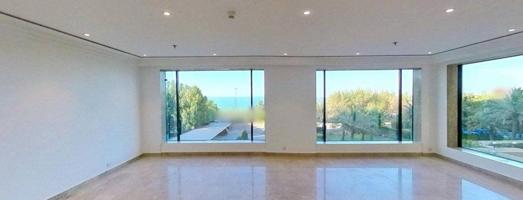 إعلان عن للايجار شقة تجارية بالشعب السكني مساحة ٢٥٠ متر