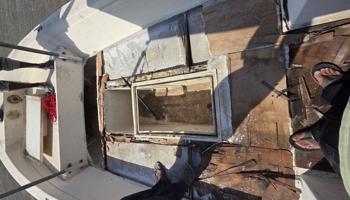 إعلان عن تصليح فيبر جلاس