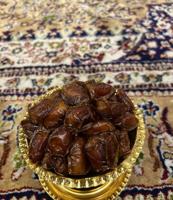 إعلان عن تمر خلاص كبس مع جديد