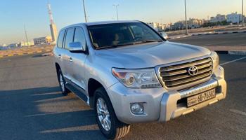 إعلان عن لاند كروزر 2015